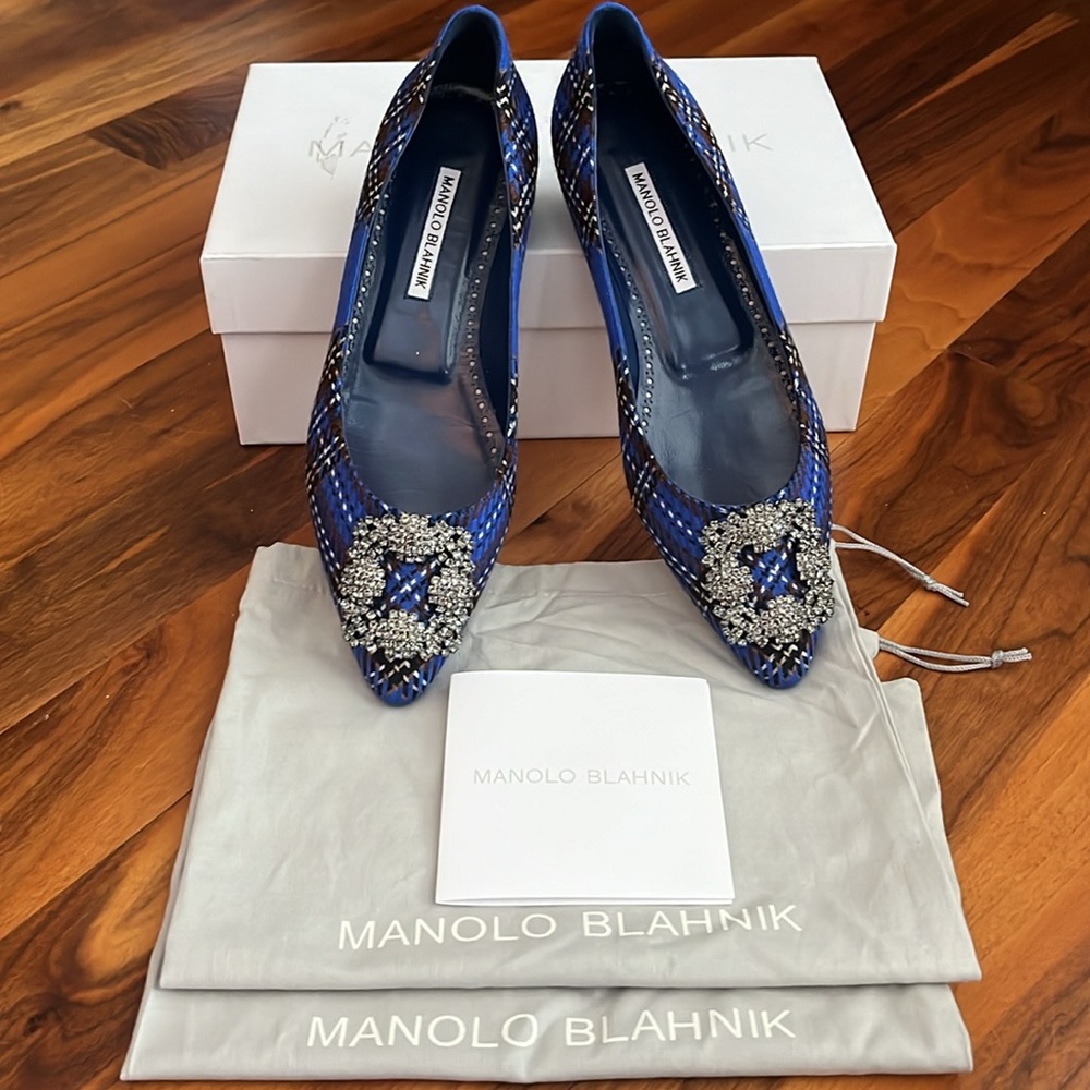 Manolo blahnik Hangisi Chrystal Buckle Wool Flats, NEW - Picture 10 of 17